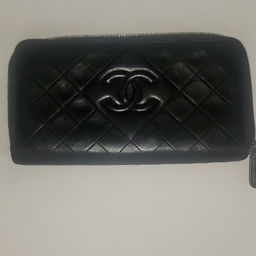 Chanel lambskin wallet with authentication.